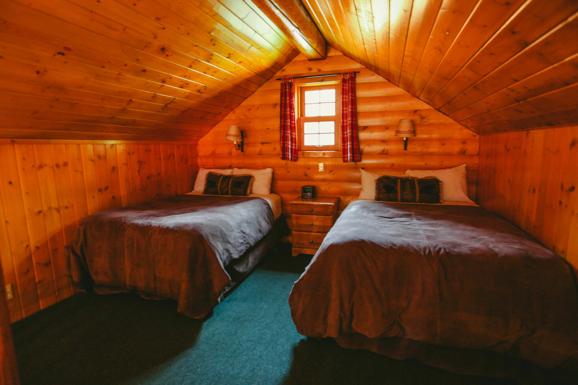 Baker Creek By Basecamp Hotel Lake Louise Bagian luar foto
